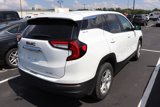 Used 2024 GMC Terrain SLE image 4