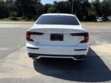Used 2019 Volvo S60 T5 R-Design image 4