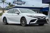 Used 2023 Toyota Camry SE image 2