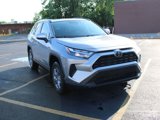 Used 2022 Toyota RAV4 XLE image 4