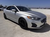 Used 2019 Ford Fusion SE image 2