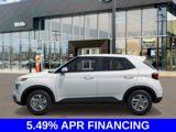 New 2025 Hyundai Venue SE image 3