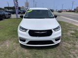 Certified 2024 Chrysler Pacifica Touring-L image 2