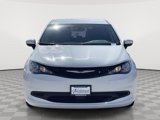 Used 2023 Chrysler Voyager LX image 4