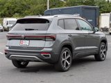 New 2025 Volkswagen Taos SEL image 5