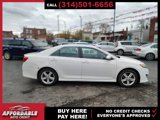 Used 2014 Toyota Camry SE image 3