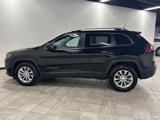 Used 2019 Jeep Cherokee Latitude w/ Popular Appearance Group image 4