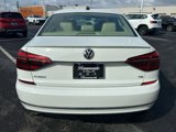 Used 2017 Volkswagen Passat 1.8T R-Line image 6