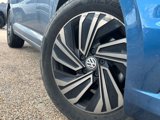 Used 2019 Volkswagen Jetta SEL Premium image 2