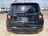 Used 2018 Jeep Renegade Altitude image 4