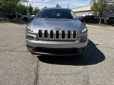 Used 2018 Jeep Cherokee Latitude image 2