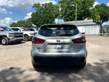Used 2021 Nissan Rogue Sport S image 4