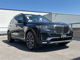 Used 2022 BMW X7 xDrive40i w/ Premium Package image 2