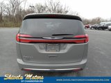 Certified 2022 Chrysler Pacifica Touring-L image 5
