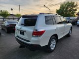 Used 2012 Toyota Highlander FWD image 5