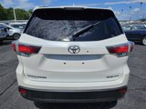 Used 2015 Toyota Highlander XLE image 6