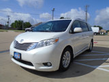 Used 2015 Toyota Sienna XLE image 3
