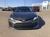Used 2021 Toyota Camry XLE image 2