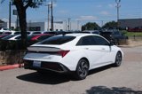 New 2025 Hyundai Elantra SEL image 5
