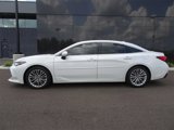Used 2019 Toyota Avalon Limited image 3