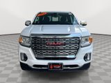 Used 2022 GMC Canyon Denali image 2