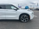 Used 2023 Mitsubishi Outlander SEL image 4