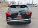 Used 2018 Nissan Rogue Sport SV w/ SV All-Weather Package image 5