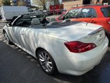 Used 2014 INFINITI Q60 Convertible w/ Premium Package image 6