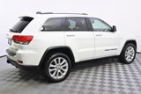 Used 2017 Jeep Grand Cherokee Limited w/ Luxury Group II image 6