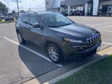 Used 2015 Jeep Cherokee Latitude image 2