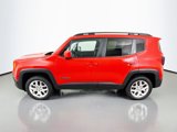 Used 2017 Jeep Renegade Latitude w/ Cold Weather Group image 4