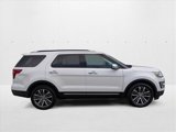 Used 2017 Ford Explorer Platinum image 4