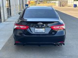 Used 2018 Toyota Camry SE image 4