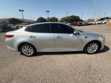 Used 2017 Kia Optima EX w/ Premium Package image 4