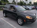 Used 2017 Volkswagen Tiguan S image 2