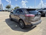 Used 2019 Ford Edge Titanium image 3