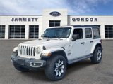 Used 2018 Jeep Wrangler Unlimited Sahara image 2