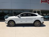 Used 2022 Porsche Cayenne E-Hybrid image 2