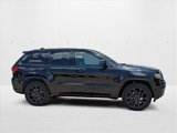 Used 2018 Jeep Grand Cherokee Altitude image 4