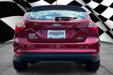 Used 2014 Ford Focus SE w/ SE Winter Package image 4