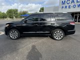 Used 2022 Lincoln Navigator Reserve image 3