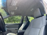 Used 2016 Toyota Camry SE image 3
