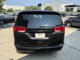Used 2018 Chrysler Pacifica Touring-L Plus image 3