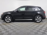 Used 2023 Audi Q5 2.0T Premium image 2