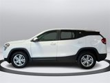 Used 2024 GMC Terrain SLE image 2