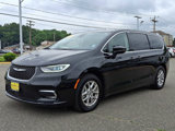 Certified 2023 Chrysler Pacifica Touring-L image 3