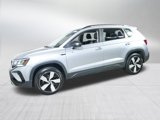 Certified 2024 Volkswagen Taos S image 3