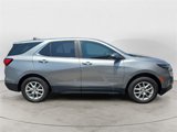 Used 2023 Chevrolet Equinox LT w/ Driver Convenience Package image 2
