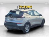 Used 2023 Chevrolet Bolt EUV LT w/ Comfort Package image 4