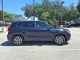 Certified 2024 Volkswagen Taos SE image 3